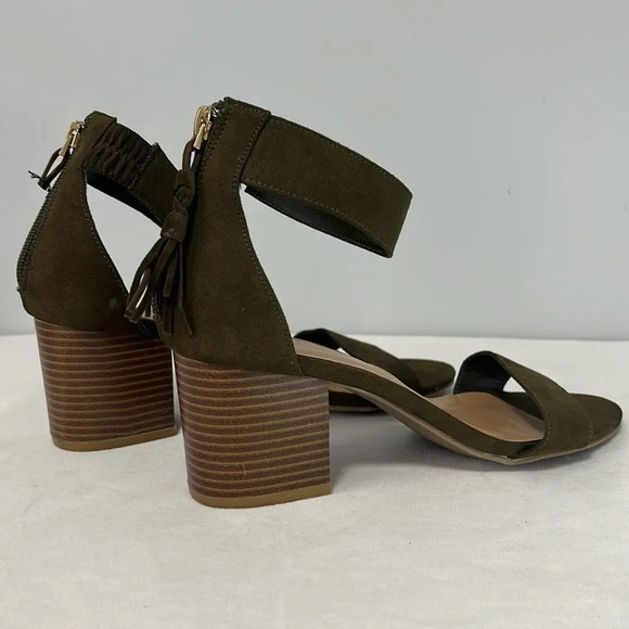 Maurice’s Khaki Suede Sandal Heels Ankle Strap back zip size 8 - Picture 6 of 11